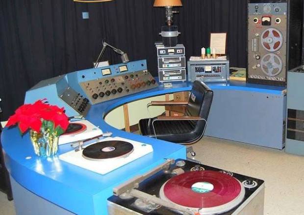 10849971_345054112343211_7478948670416989279_n